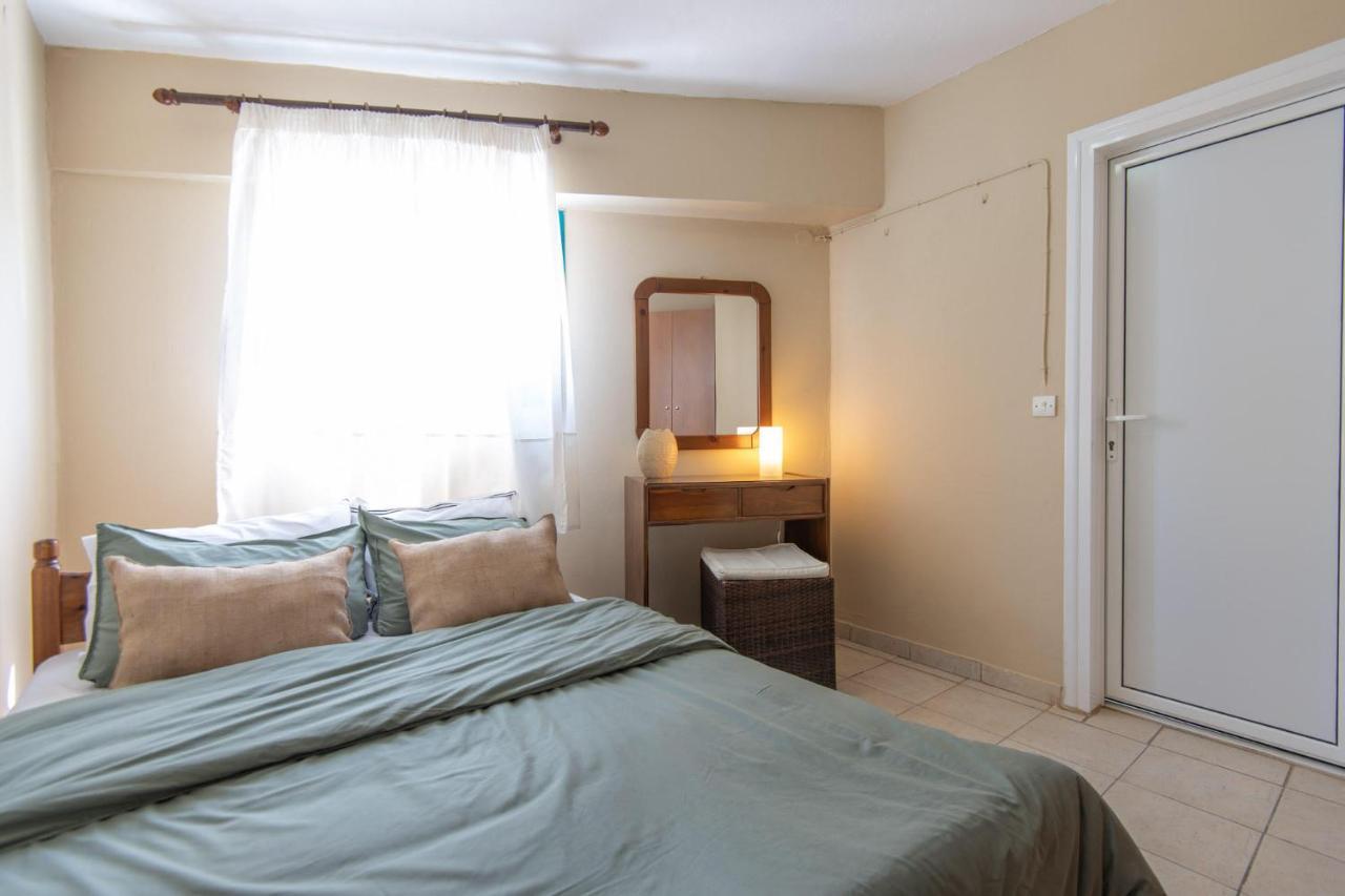 Puerto Seaside Rooms Akhladherí Dış mekan fotoğraf