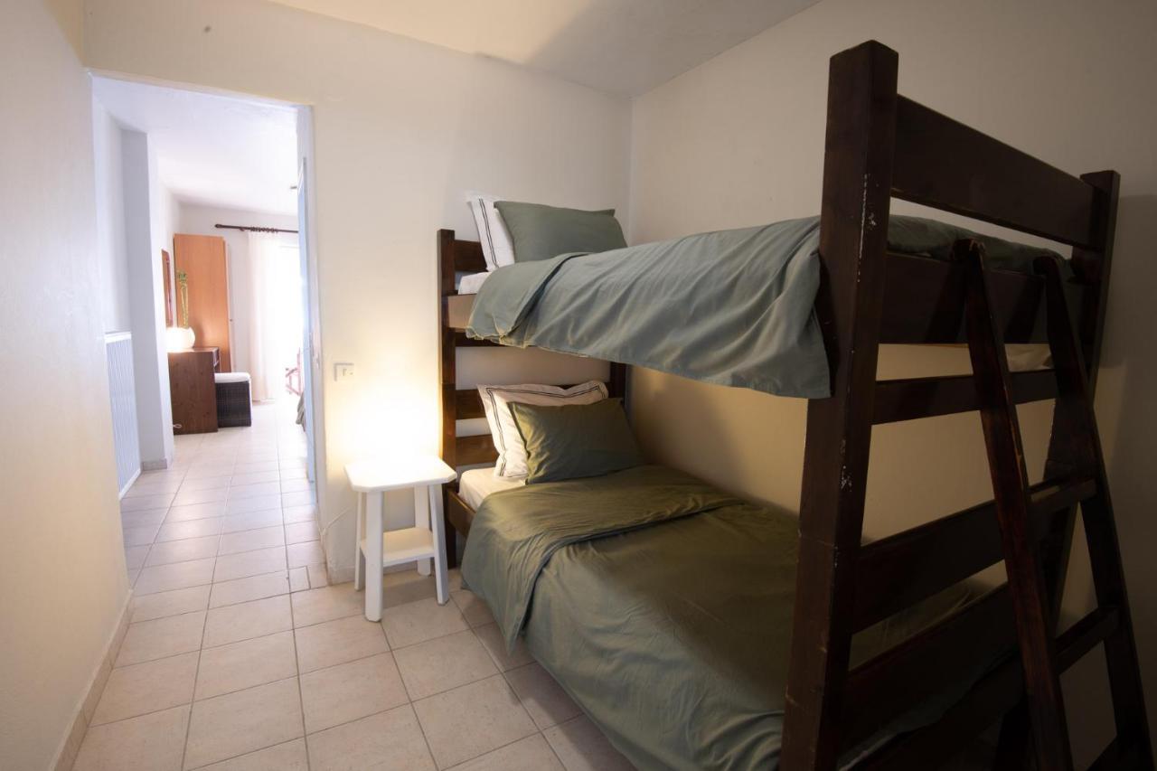 Puerto Seaside Rooms Akhladherí Dış mekan fotoğraf