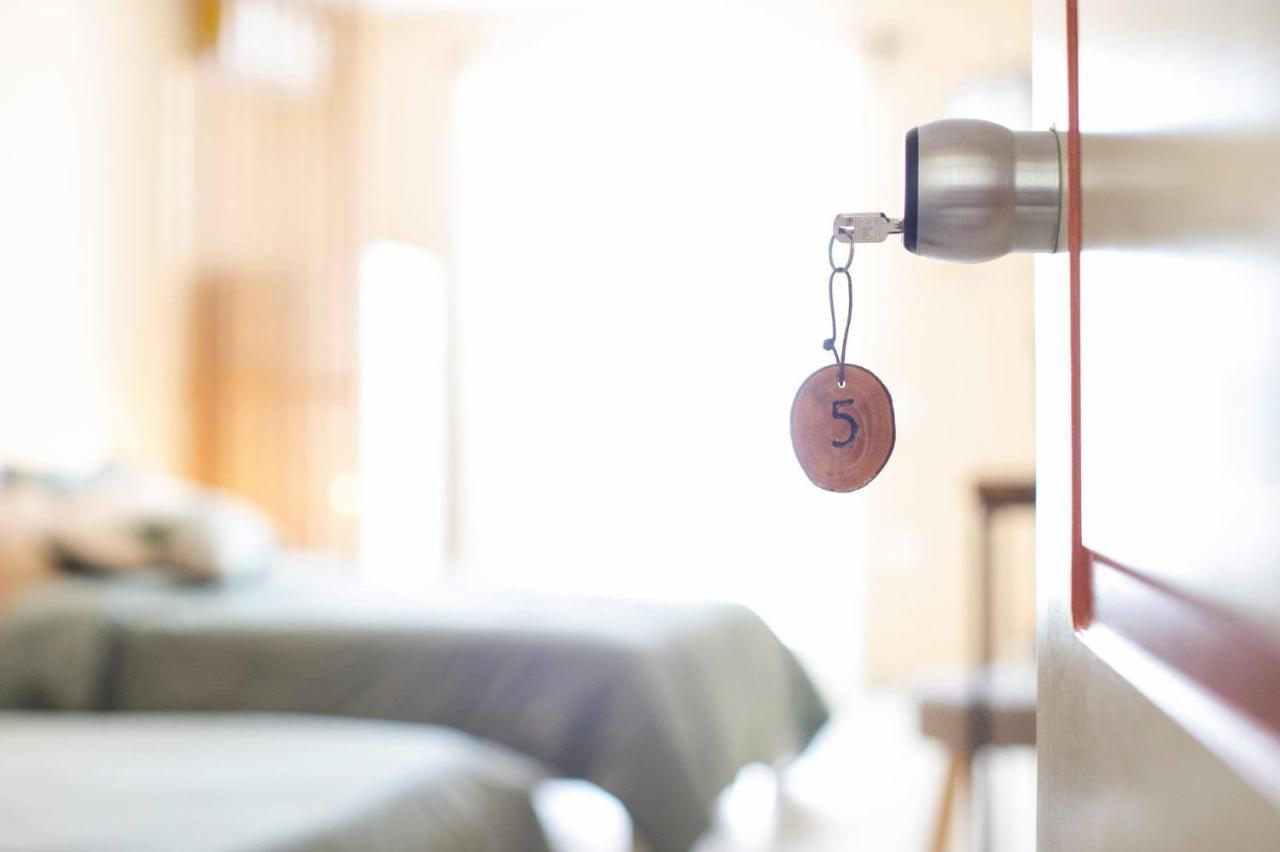 Puerto Seaside Rooms Akhladherí Dış mekan fotoğraf