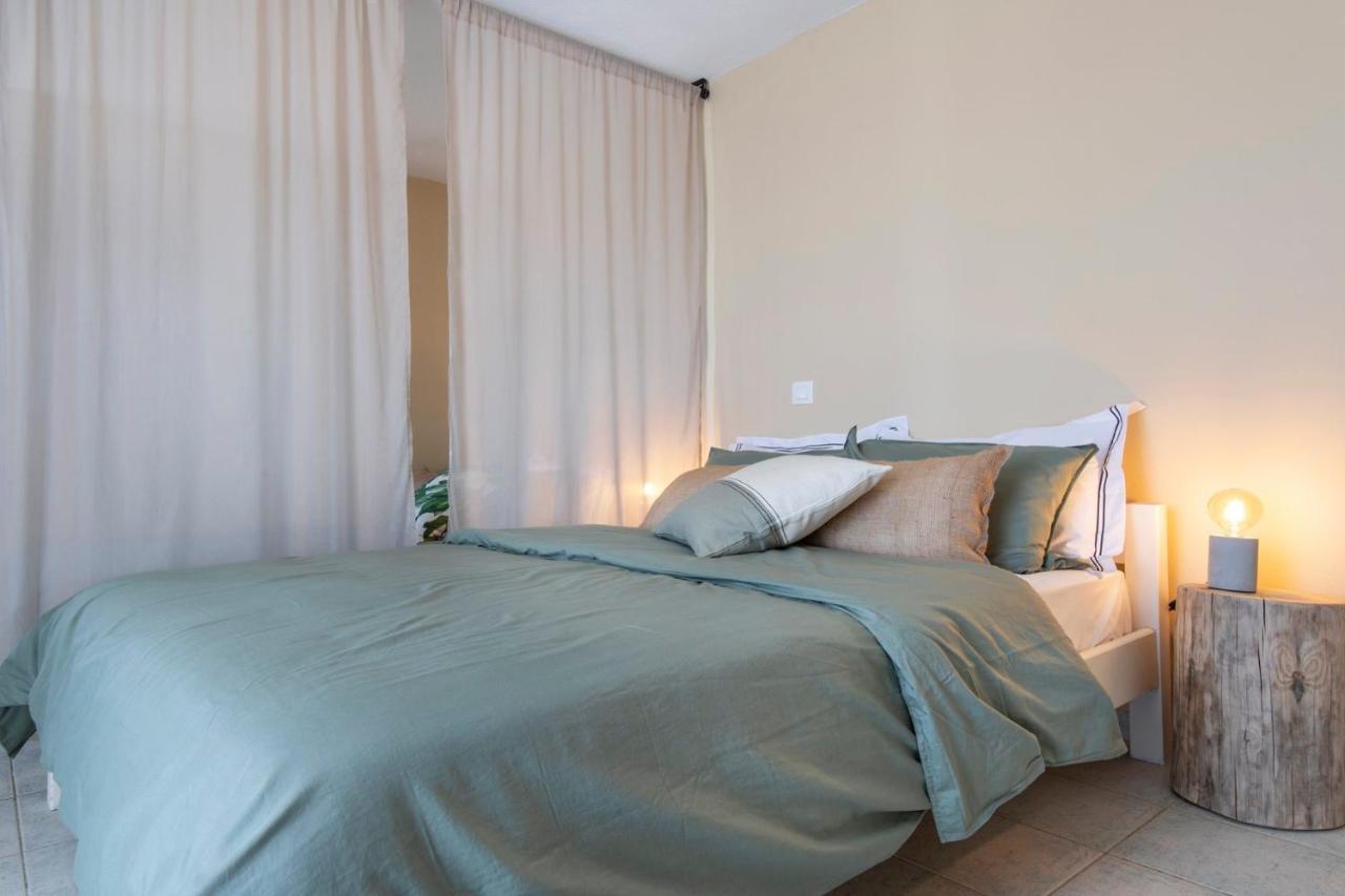 Puerto Seaside Rooms Akhladherí Dış mekan fotoğraf
